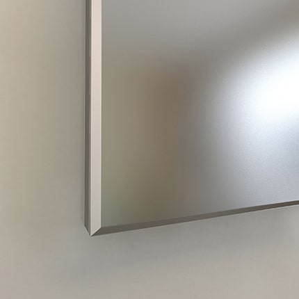 mit Facettenschliff Bild mit Facettenschliff