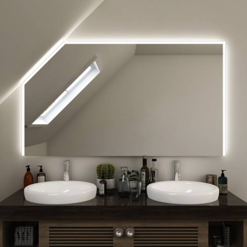 Beleuchteter Spiegel mit Dachschräge Nilas