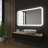 Badezimmerspiegel mit runden Ecken Lykka